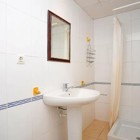 Appartement Nou Fontana-4 By Interhome
